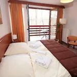 Otel Jagdschloss 3*
