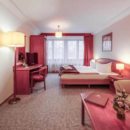فندق Garni Jagdschloss Mit Fruehstuecksbuffet & Schlosskueche Fuer Selbstversorger 3*