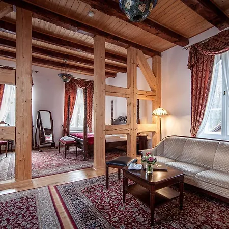 Garni Jagdschloss Mit Fruehstuecksbuffet & Schlosskueche Fuer Selbstversorger Hotel Waldsee (Mecklenburg-Vorpommern)