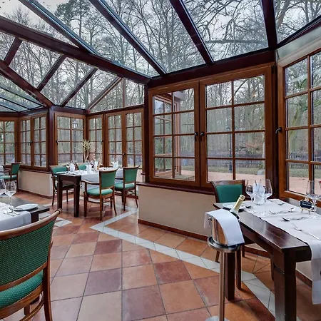 Jagdschloss Waldsee Hotel 3*