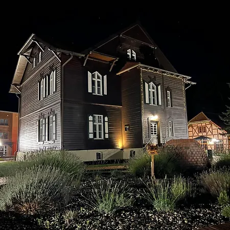 فندق Garni Jagdschloss Mit Fruehstuecksbuffet & Schlosskueche Fuer Selbstversorger Waldsee (Mecklenburg-Vorpommern)