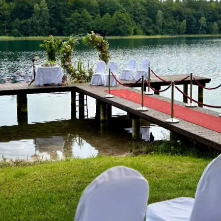 ホテル Hotel Garni Jagdschloss Waldsee Mit Fruehstuecksbuffet & Schlosskueche Fuer Selbstversorger 3*