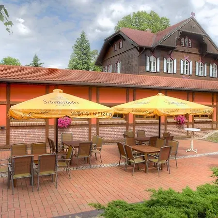 Hotel Garni Jagdschloss Mit Fruehstuecksbuffet & Schlosskueche Fuer Selbstversorger 3*